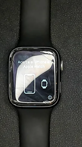 Apple Watch Serie 4 44mm de J**n antes de la reparación de cristal digitalizador