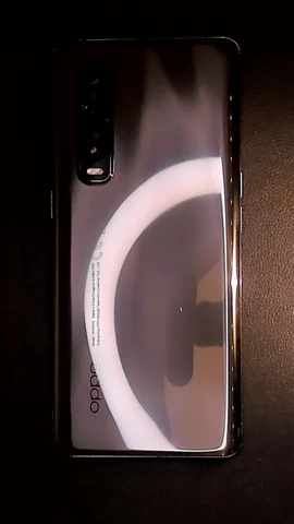 Foto tomada del Oppo Find X2 Pro de F******o posterior a la reparación de tapa trasera el 15 de Noviembre de 2021