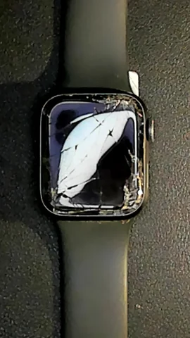 Apple Watch Serie 5 40mm de P**i antes de la reparación de cristal digitalizador