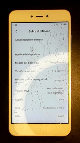 Xiaomi Redmi Note 5A de R**a antes de la reparación de pantalla