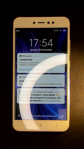 Foto tomada del Xiaomi Redmi Note 5A de R**a posterior a la reparación de pantalla el 25 de Noviembre de 2021