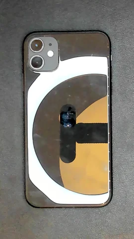 Apple iPhone 11 de M****o antes de la reparación de cámara trasera