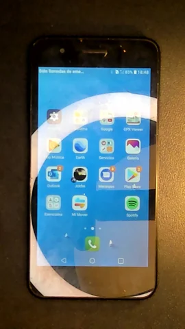 LG K9 de C****n antes de la reparación de pantalla