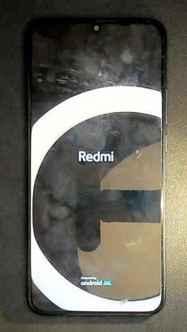 Xiaomi Redmi 9 de F*******o antes de la reparación de batería