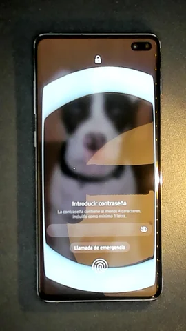 Foto tomada del Samsung Galaxy S10+ de J**é posterior a la reparación de batería y tapa trasera y pantalla el 23 de Diciembre de 2021