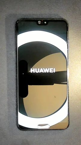 Foto tomada del Huawei P20 Pro de V******a posterior a la reparación de pantalla el 24 de Diciembre de 2021