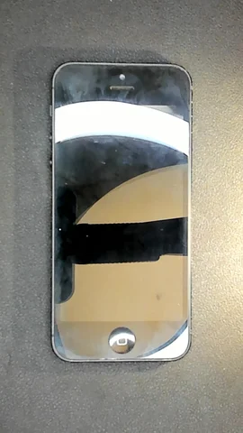 Apple iPhone 5 de J****r antes de la reparación de batería