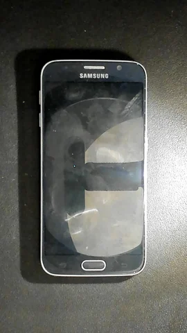 Samsung Galaxy S6 de Á****o antes de la reparación de batería