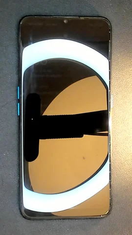 Foto tomada del Oppo A9 (2020) de M****a posterior a la reparación de pantalla el 6 de Febrero de 2022
