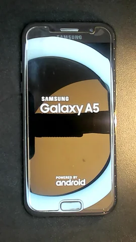 Foto tomada del Samsung Galaxy A5 (2017) de E*****o posterior a la reparación de batería el 7 de Febrero de 2022