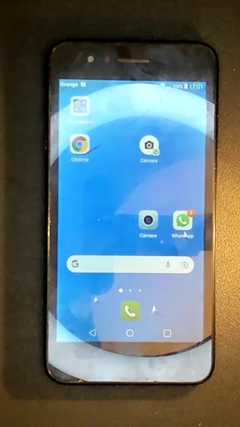 LG K9 de C****n antes de la reparación de pantalla