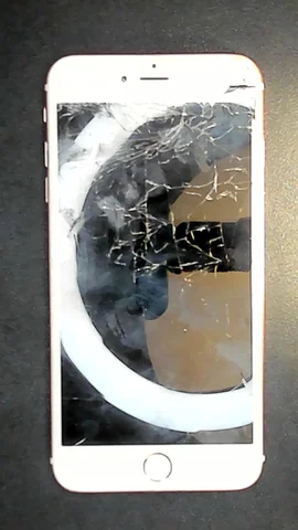 Apple iPhone 6s Plus de P***o antes de la reparación de pantalla