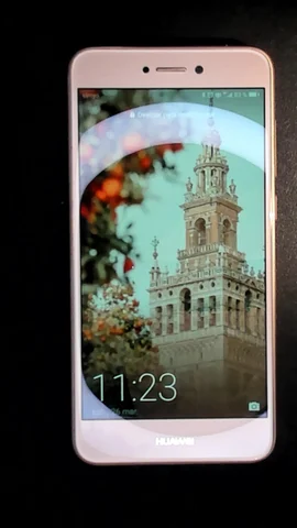 Foto tomada del Huawei P8 Lite (2017) de J**é posterior a la reparación de pantalla el 25 de Marzo de 2022