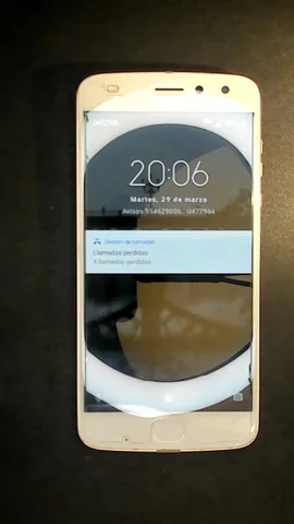 Foto tomada del Motorola Moto Z2 Play de F*******o posterior a la reparación de batería el 29 de Marzo de 2022