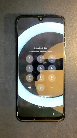 Samsung Galaxy A50 de F***l antes de la reparación de electrónica de botón de encendido y electrónica de botones de volumen