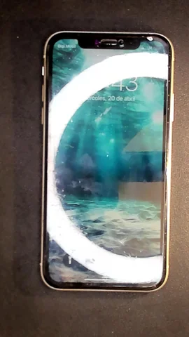 Foto tomada del Apple iPhone XR de Y****a posterior a la reparación de auricular el 20 de Abril de 2022