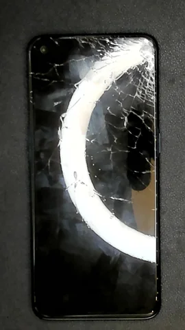 OnePlus Nord N10 5G de C***a antes de la reparación de pantalla