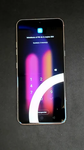 Foto tomada del LG V60 ThinQ 5G de F*******o posterior a la reparación de pantalla el 13 de Mayo de 2022