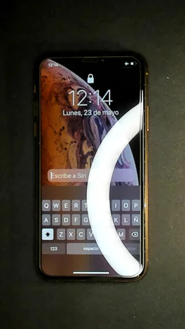 Foto tomada del Apple iPhone XS de S******r posterior a la reparación de auricular el 23 de Mayo de 2022