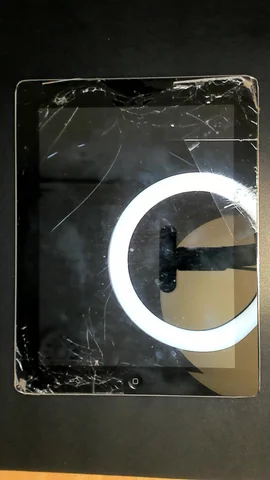 Apple iPad 2 de M****l antes de la reparación de cristal digitalizador