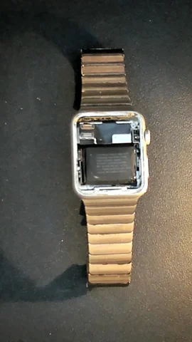 Apple Watch Serie 1 42mm de M****l antes de la reparación de batería