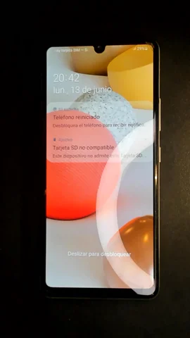 Foto tomada del Samsung Galaxy A42 5G de M**i posterior a la reparación de puerto de carga el 10 de Junio de 2022