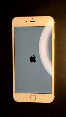 Foto tomada del Apple iPhone 6s Plus de S****a posterior a la reparación de pantalla el 11 de Junio de 2022