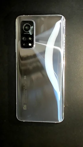 Foto tomada del Xiaomi Mi 10T 5G de F*******a posterior a la reparación de tapa trasera el 15 de Junio de 2022