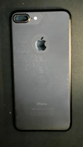 Apple iPhone 7 Plus de F***x antes de la reparación de pantalla y batería y lente de cámara trasera