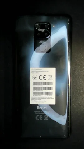 Xiaomi Redmi Note 9 de L***a antes de la reparación de lente de cámara trasera