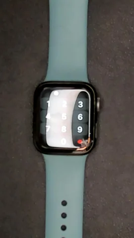 Apple Watch Serie 5 40mm de J**é antes de la reparación de cristal digitalizador