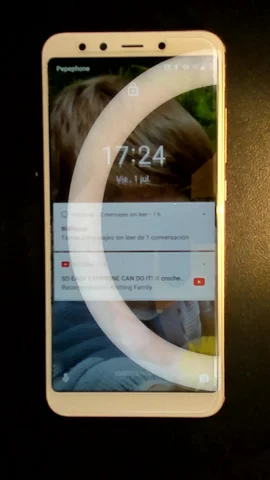 Xiaomi Mi A2 (Mi 6X) de E**a antes de la reparación de pantalla