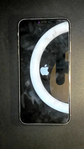 Apple iPhone XS Max de I*****o antes de la reparación de batería