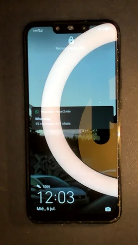 Foto tomada del Huawei Mate 20 lite de G*******e posterior a la reparación de pantalla el 5 de Julio de 2022