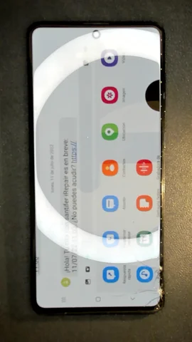 Samsung Galaxy A71 de F******o antes de la reparación de pantalla