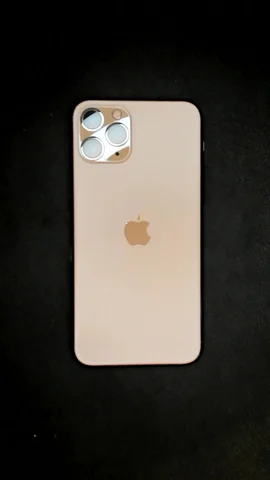 Foto tomada del Apple iPhone 11 Pro de C***o posterior a la reparación de pantalla y tapa trasera el 21 de Julio de 2022