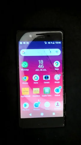 Sony Xperia X de J******o antes de la reparación de pantalla