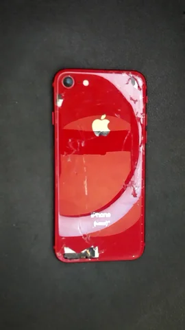 Apple iPhone 8 de A*****o antes de la reparación de tapa trasera y batería