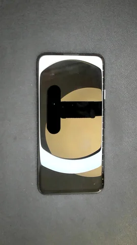 Google Pixel 4a de N******e antes de la reparación de pantalla