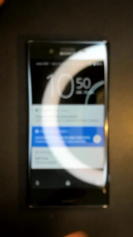 Foto tomada del Sony Xperia XZ Premium de D***d posterior a la reparación de batería el 17 de Agosto de 2022