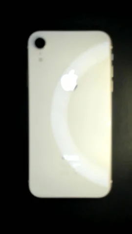 Foto tomada del Apple iPhone XR de M***a posterior a la reparación de lente de cámara trasera el 18 de Agosto de 2022