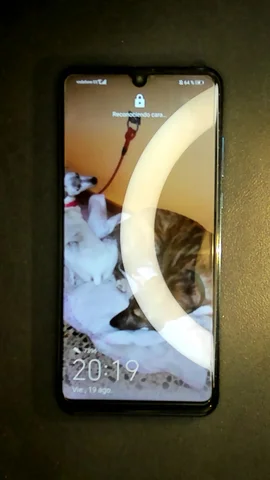 Foto tomada del Huawei P30 lite de A****a posterior a la reparación de batería el 19 de Agosto de 2022