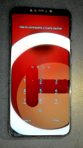 Foto tomada del Xiaomi Pocophone F1 de J**é posterior a la reparación de pantalla el 29 de Agosto de 2022