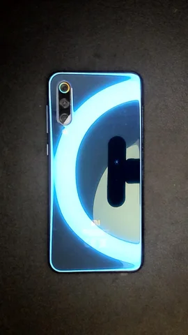 Foto tomada del Xiaomi Mi 9 SE de S****a posterior a la reparación de pantalla el 17 de Septiembre de 2022