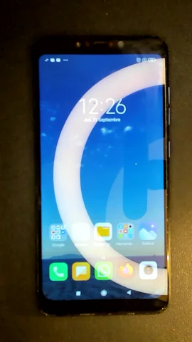 Foto tomada del Xiaomi Pocophone F1 de E***a posterior a la reparación de pantalla el 27 de Septiembre de 2022