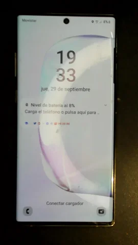 Foto tomada del Samsung Galaxy Note10+ de S***a posterior a la reparación de batería y tapa trasera el 29 de Septiembre de 2022