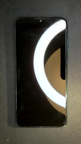 Foto tomada del Xiaomi Redmi Note 8 Pro de C***o posterior a la reparación de pantalla el 13 de Octubre de 2022