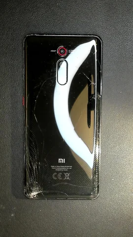 Foto tomada del Xiaomi Mi 9T Pro de P***o posterior a la reparación de cámara trasera y lente de cámara trasera el 19 de Octubre de 2022