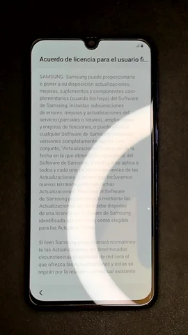 Foto tomada del Samsung Galaxy A40 de J**n posterior a la reparación de pantalla el 27 de Octubre de 2022