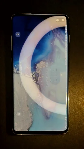 Foto tomada del Samsung Galaxy S10+ de A*****o posterior a la reparación de pantalla el 3 de Noviembre de 2022